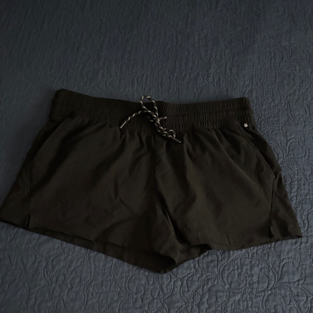 Avalanche Active Shorts
